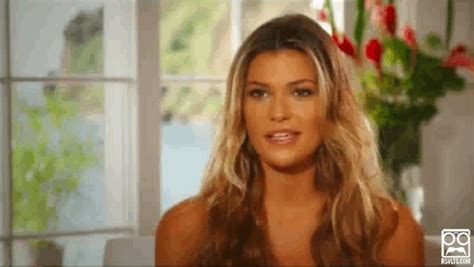 samantha hoopes gif